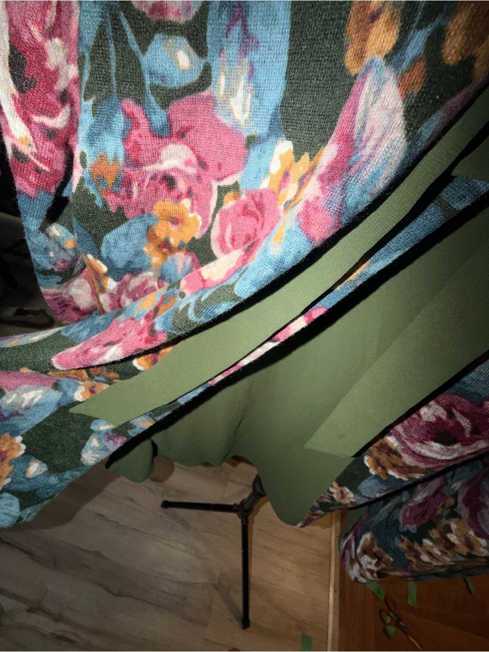 Wallpapher Floral Top in Teal, Pink & Mustard - Picture 5 of 6